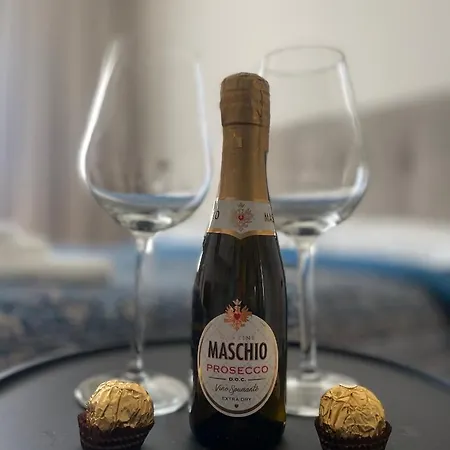 White Malpensa 아파트 갈라라테